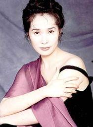 高金素梅个人资料,台湾知名歌手、环保倡导者与公益事业的璀璨之星